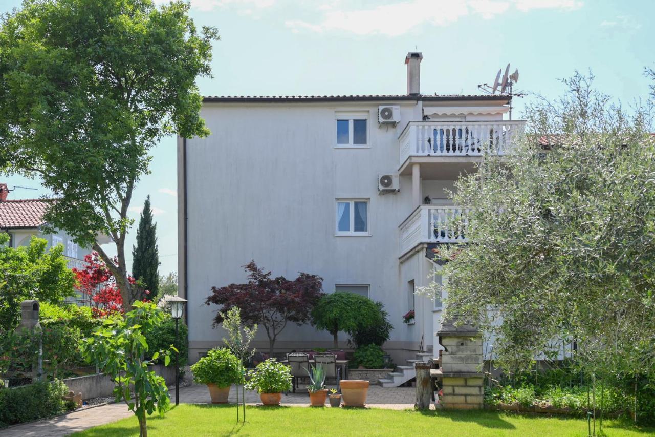 Apartments Basic Sveti Anton 88 Malinska Esterno foto